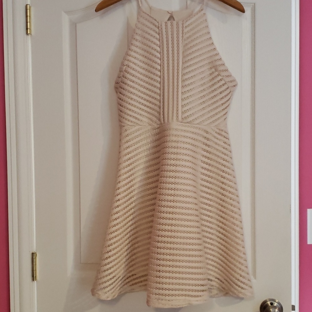 Sweet Pea Dress Cream